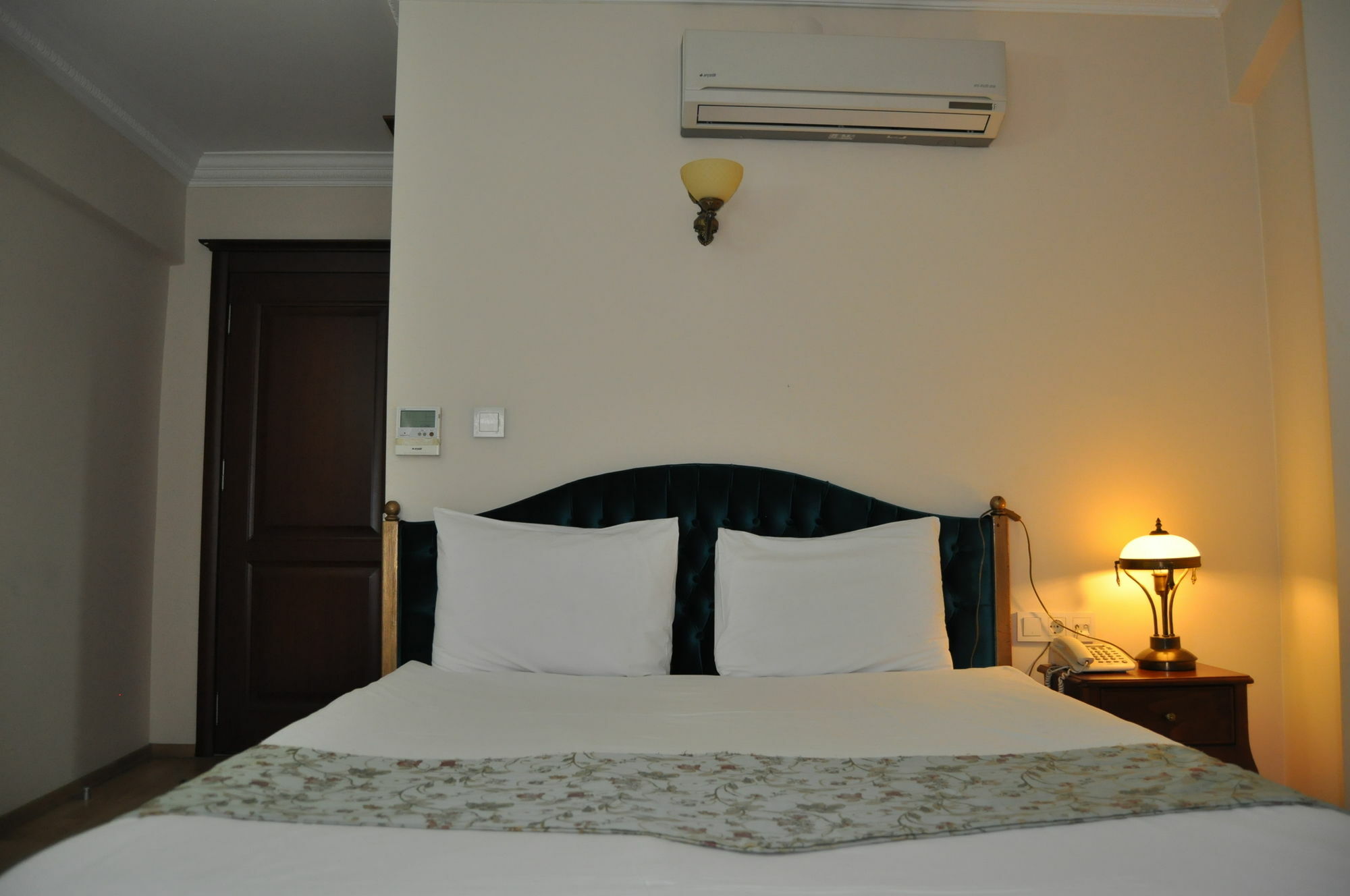 Hotel Basileus